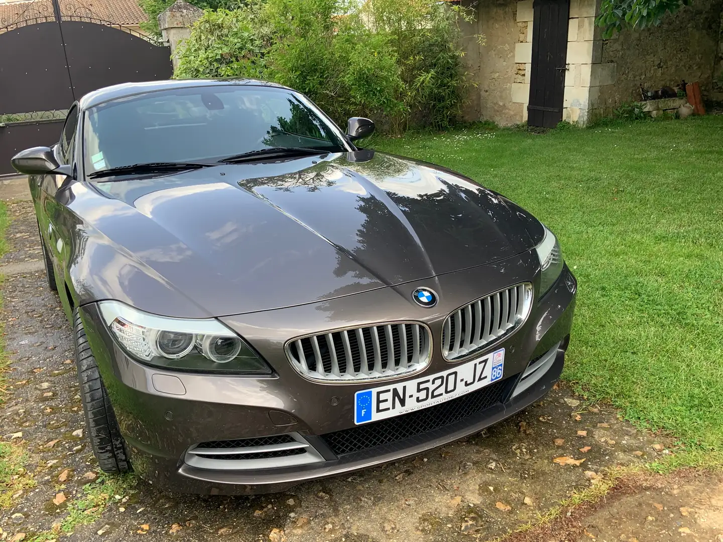 BMW Z4 Roadster sDrive35i 306ch Luxe Brun - 1