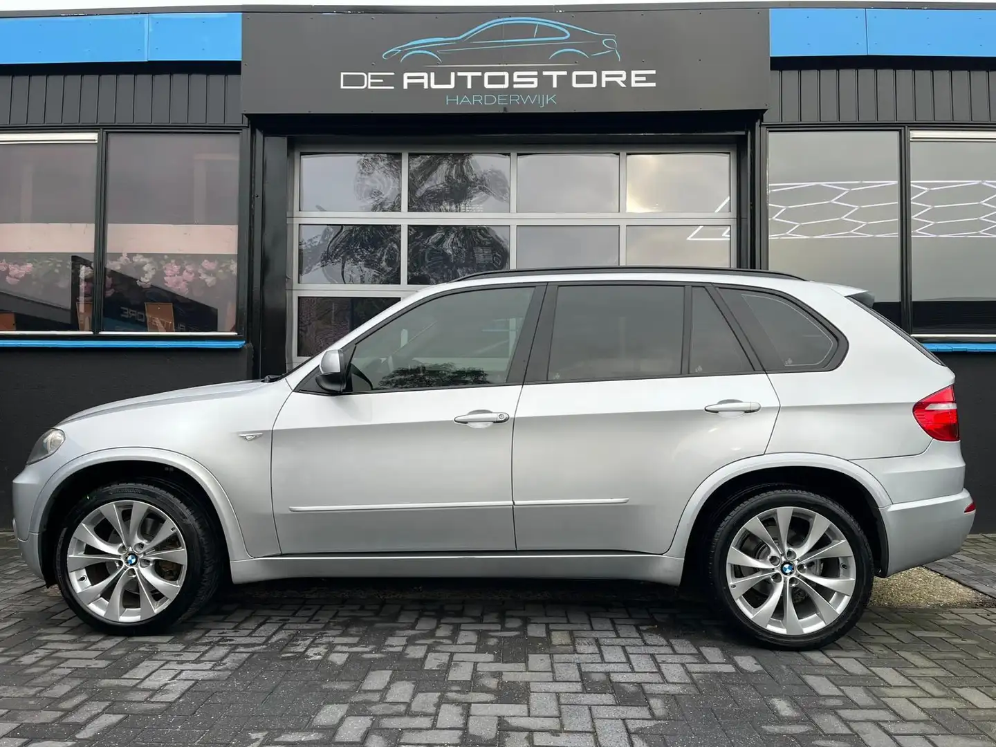 BMW X5 XDrive30d M pakket Vol Opties o.a Leder Navi panod Gris - 2