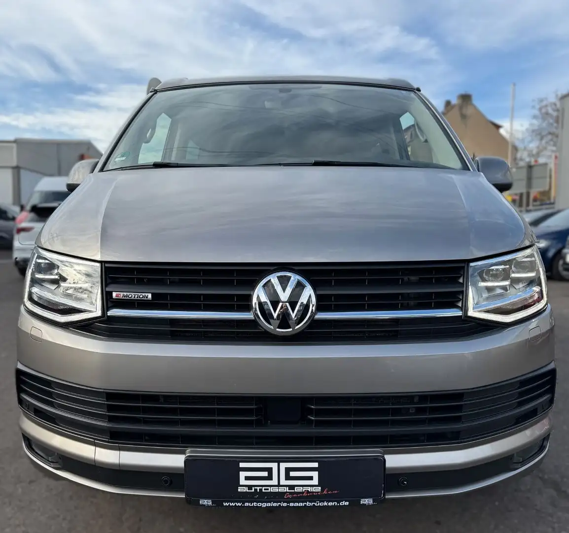 Volkswagen T6 California Beach 2.0TDI 4Motion DSG *1.Hand* Grau - 2