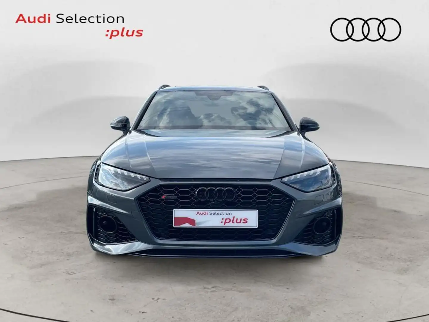 Audi RS4 Avant TFSI Competition plus quattro tiptronic Grijs - 2