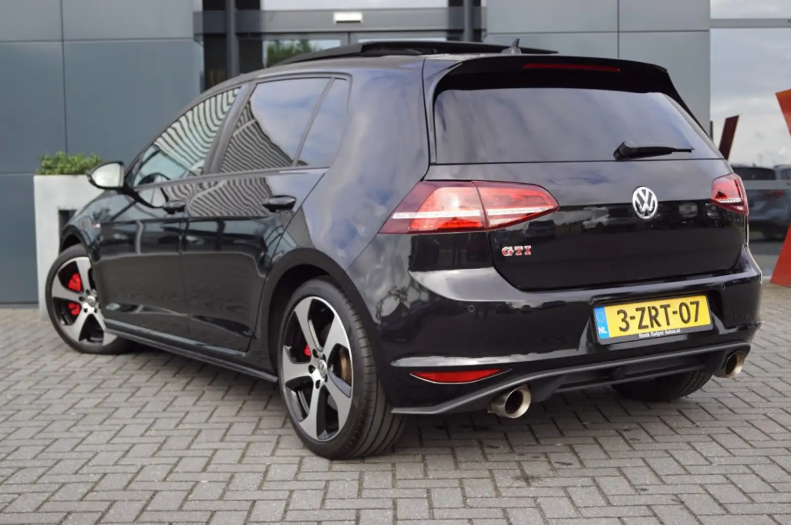 Volkswagen Golf GTI GTI  2.0 TSI 230pk PERFORMANCE Panodak/Dynaudio/Ca Noir - 2