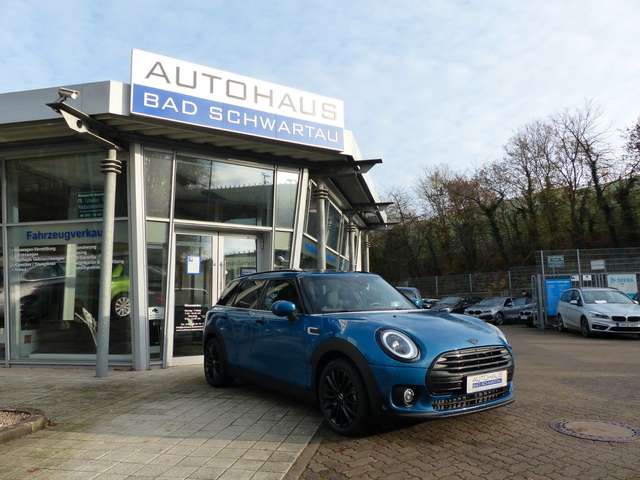 Imagine MINI One Clubman Aut., Navi, Panoramadach, K.-Leder