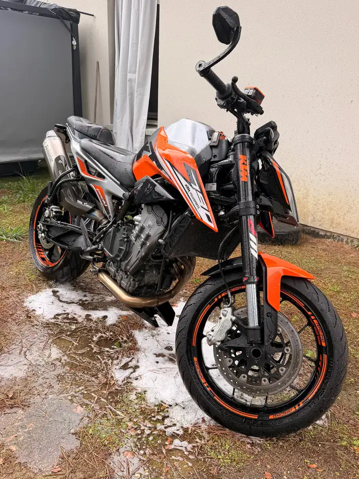 KTM 790 Duke