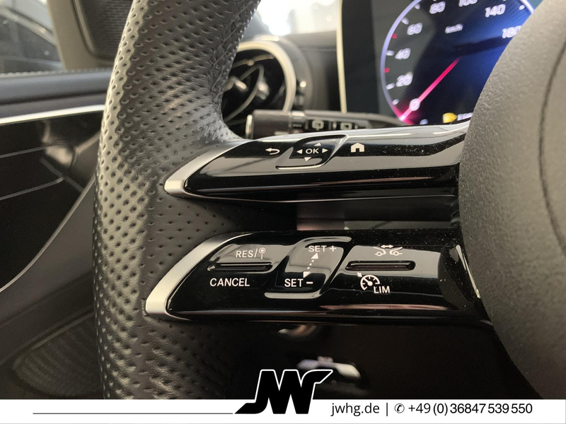 Mercedes-Benz C 200 2x AMG-Line LED Navi 18" Kamera DAB SportS — photo 12
