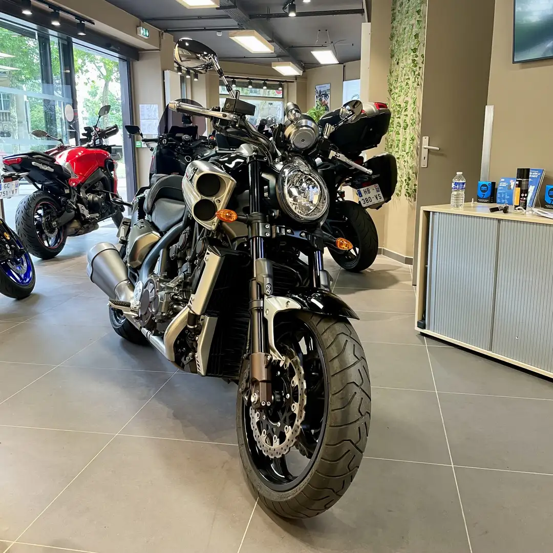 Yamaha Vmax Noir - 2
