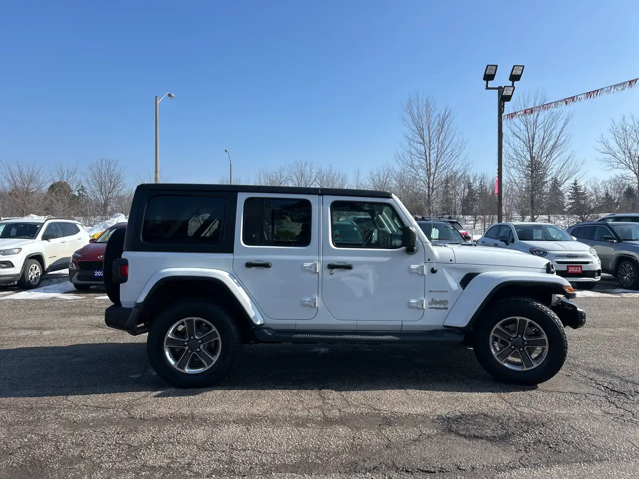 Jeep Wrangler снимка Jeep Wrangler