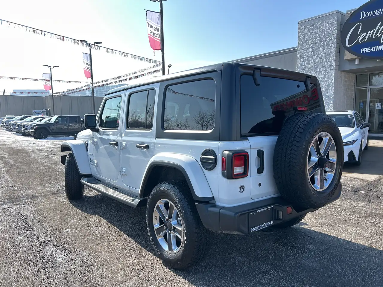 Jeep Wrangler снимка Jeep Wrangler