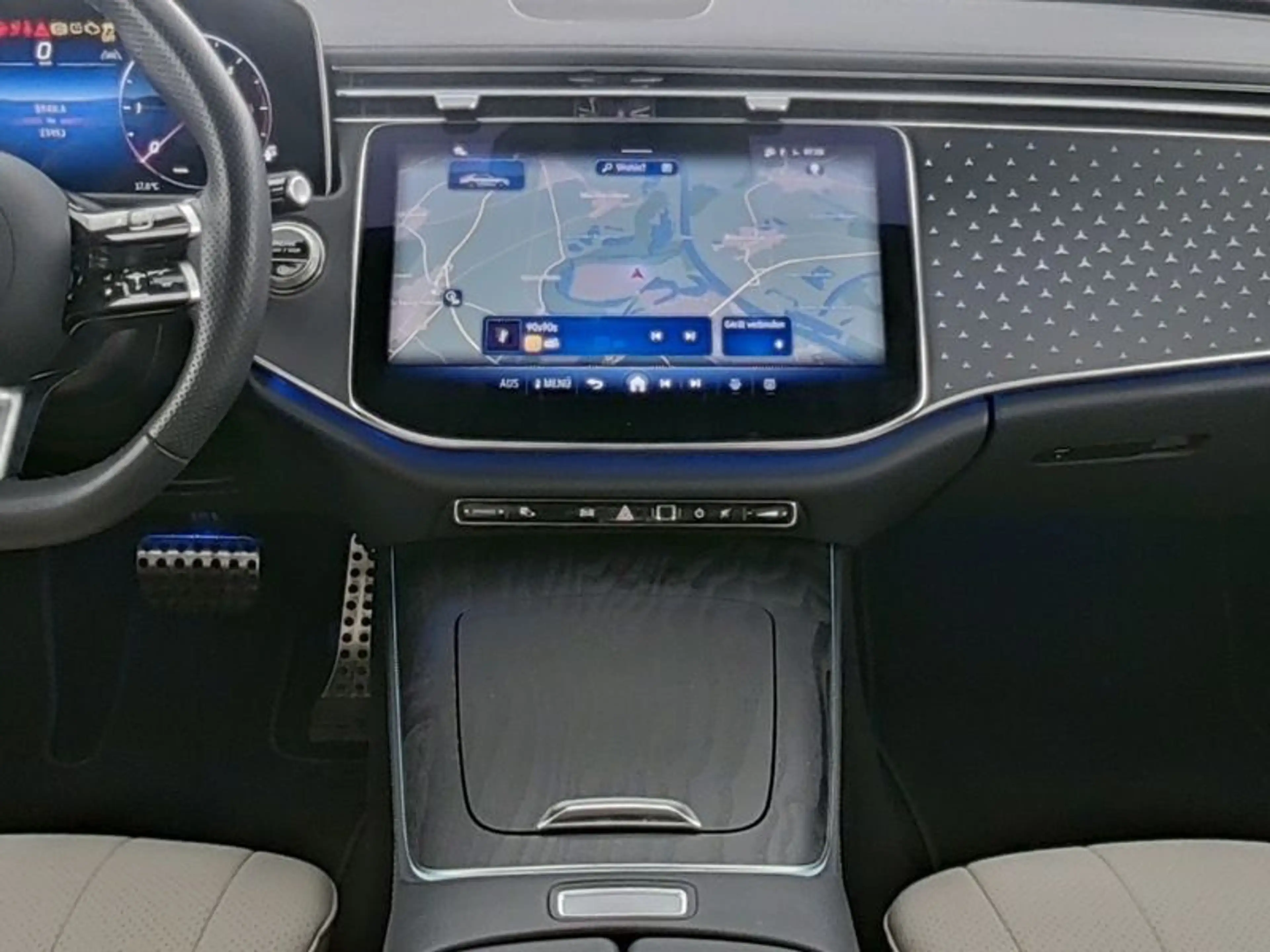 Mercedes-Benz E 220 d AMG Advanced-Plus/Burm4D/Distronic/21" — photo 8