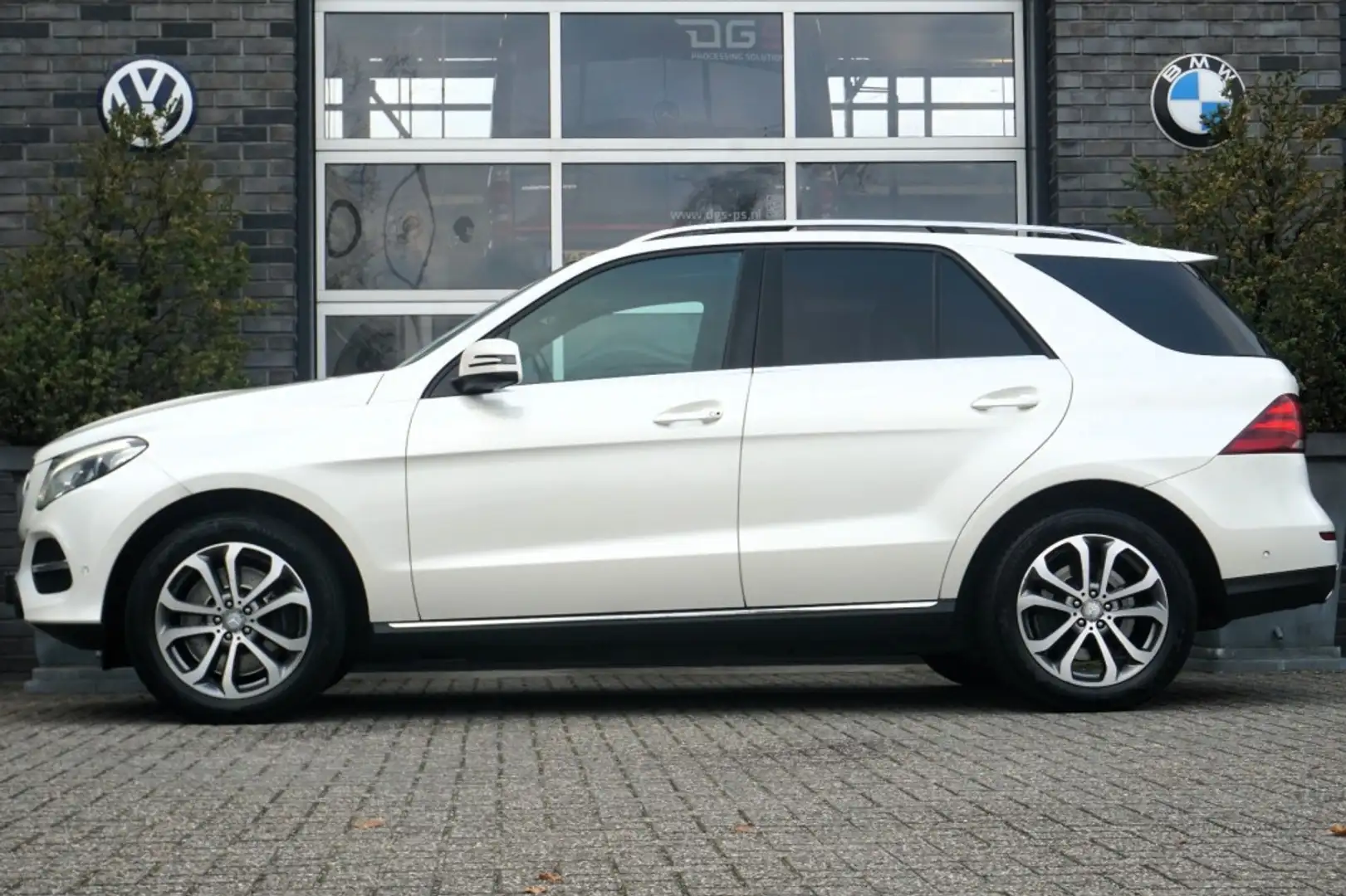 Mercedes-Benz GLE 500 GLE 500 E 4MATIC - PANO - LUCHTVERING - EXCLUSIVE Bílá - 2