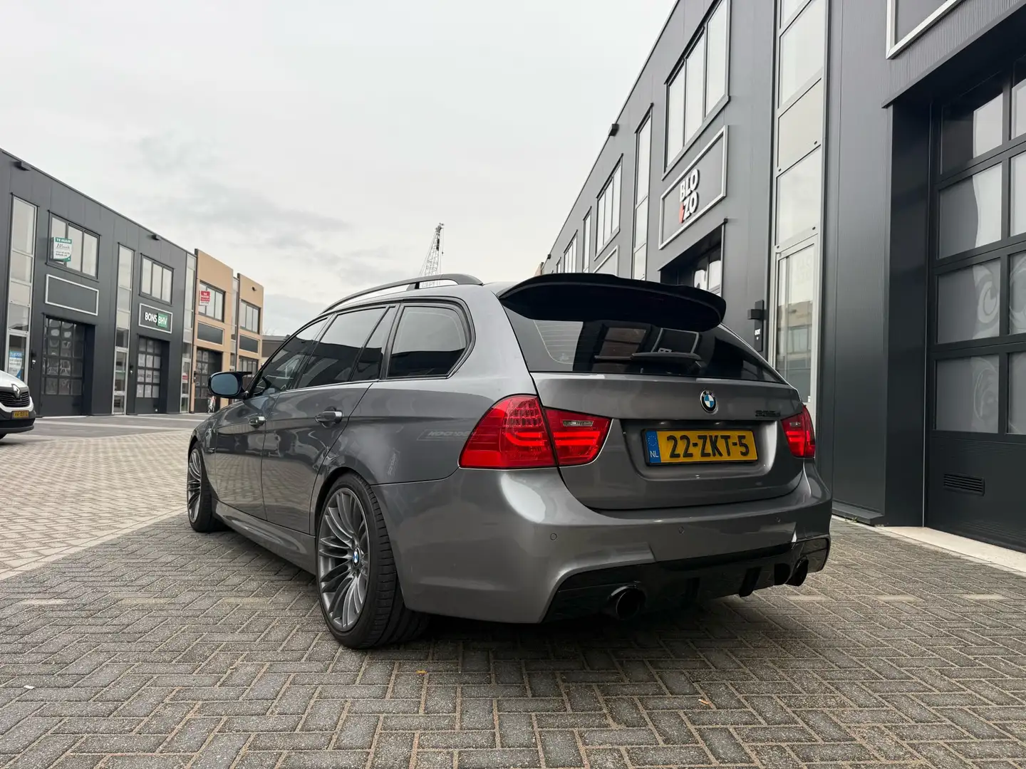 BMW 330 335d High Executive Grijs - 2