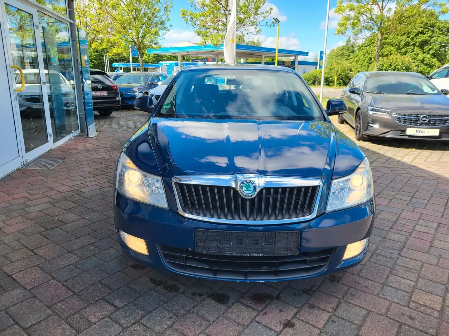 Skoda Octavia Combi Ambiente 2-Hand/Alufelgen/Navi Modrá - 2