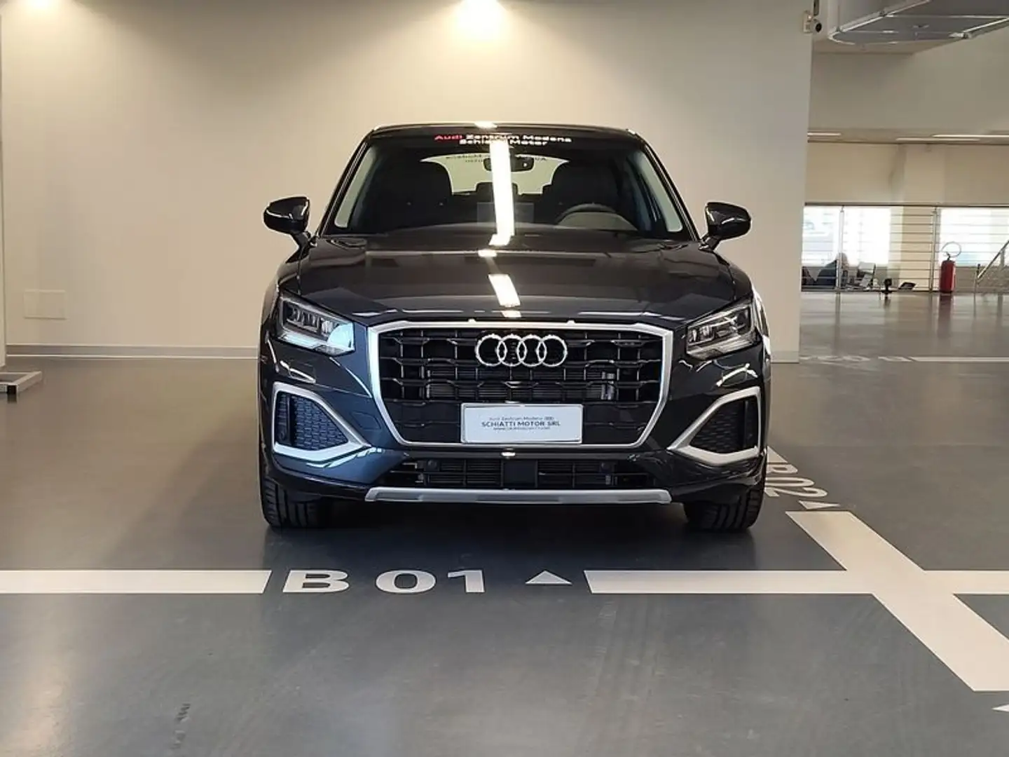 Audi Q2 35 TDI S tronic Business Advanced Grigio - 2