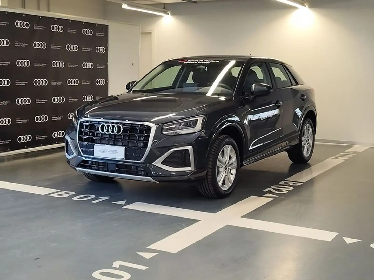 Audi Q2 35 TDI S tronic Business Advanced Grigio - 1
