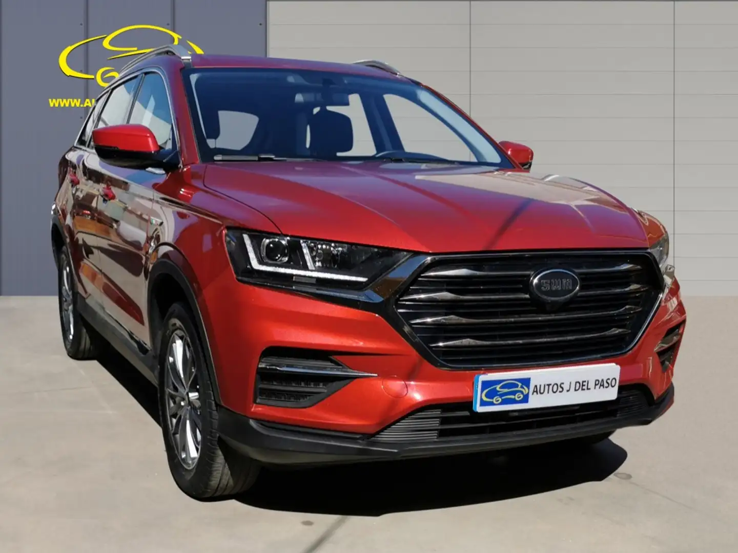 SWM G01 1.5T Luxury Burdeos - 1