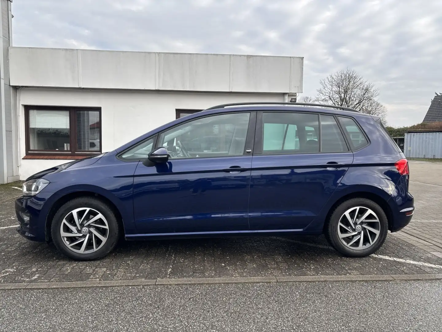 Volkswagen Golf Sportsvan Sound 1.2 TSI DSG AHK KAM ACC Navi SHZ Klimaauto P Bleu - 2