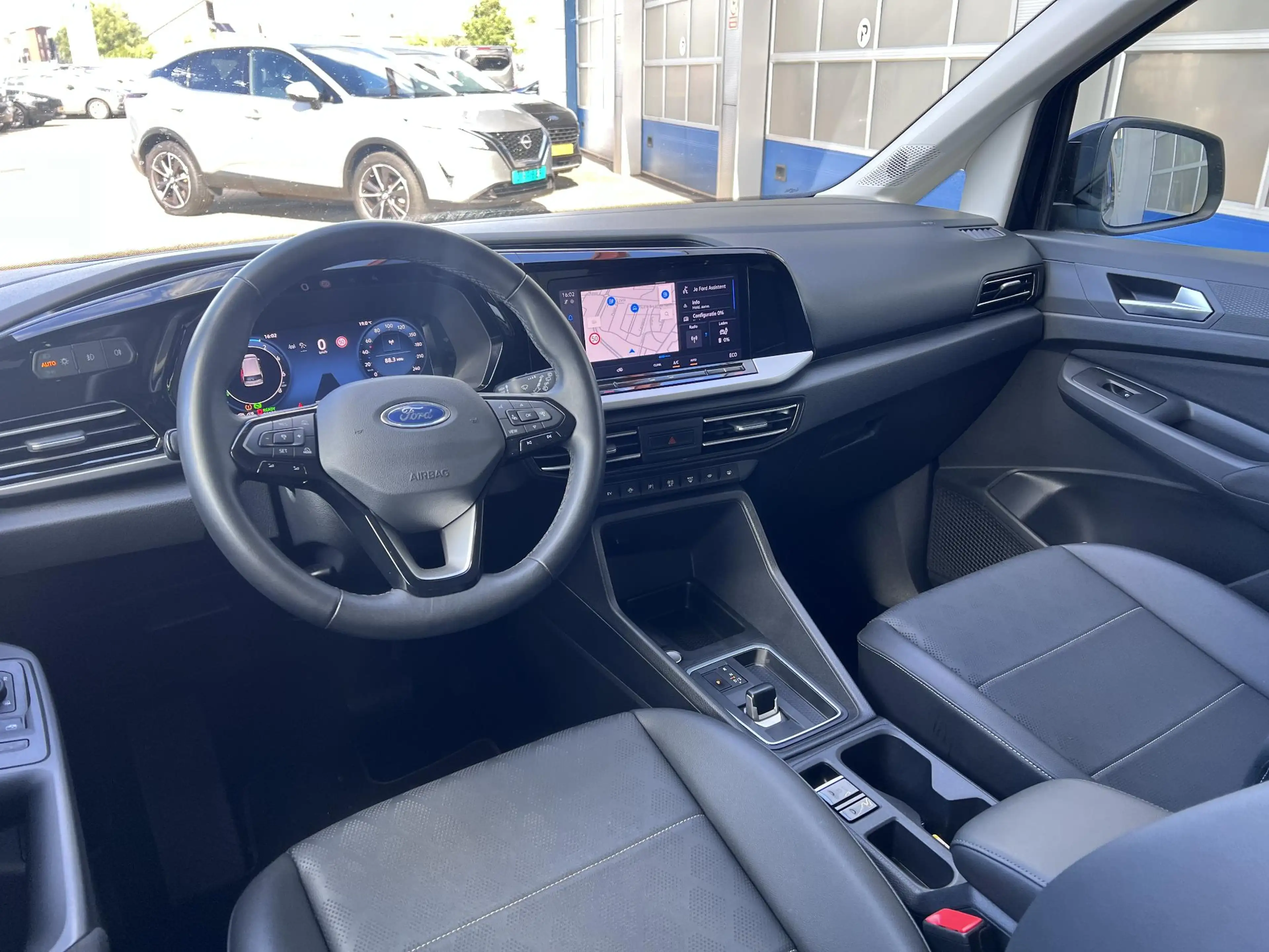 Ford Tourneo Connect 1.5 EcoBoost PHEV L2 Titanium 150pk | Trekhaak | A — photo 10