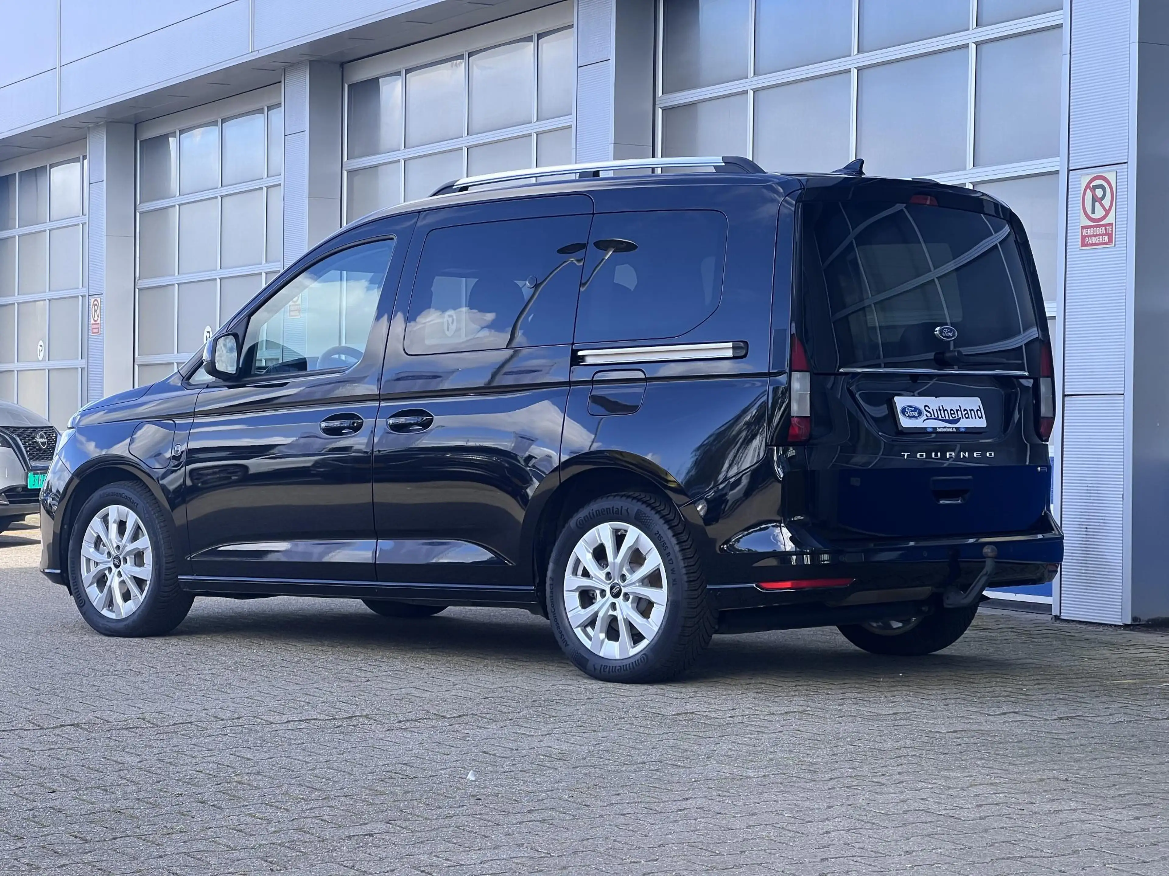 Ford Tourneo Connect 1.5 EcoBoost PHEV L2 Titanium 150pk | Trekhaak | A — photo 3