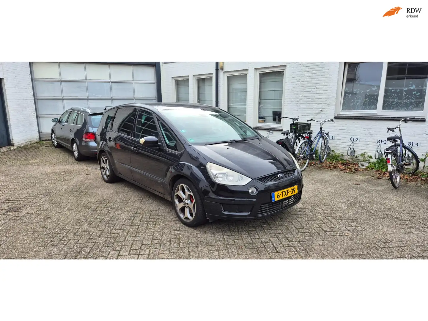 Ford S-Max 2.5-20V Turbo Zwart - 1