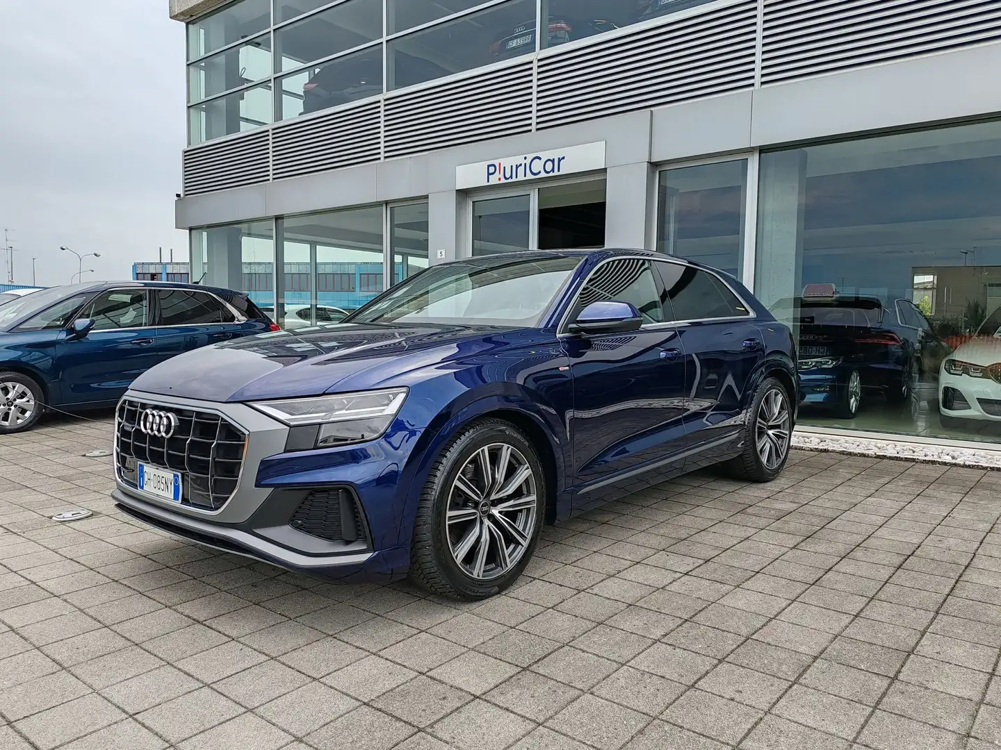 Audi Q8 50 TDI 286cv MHEV quattro tiptronic Sport S-line Blu/Azzurro - 1