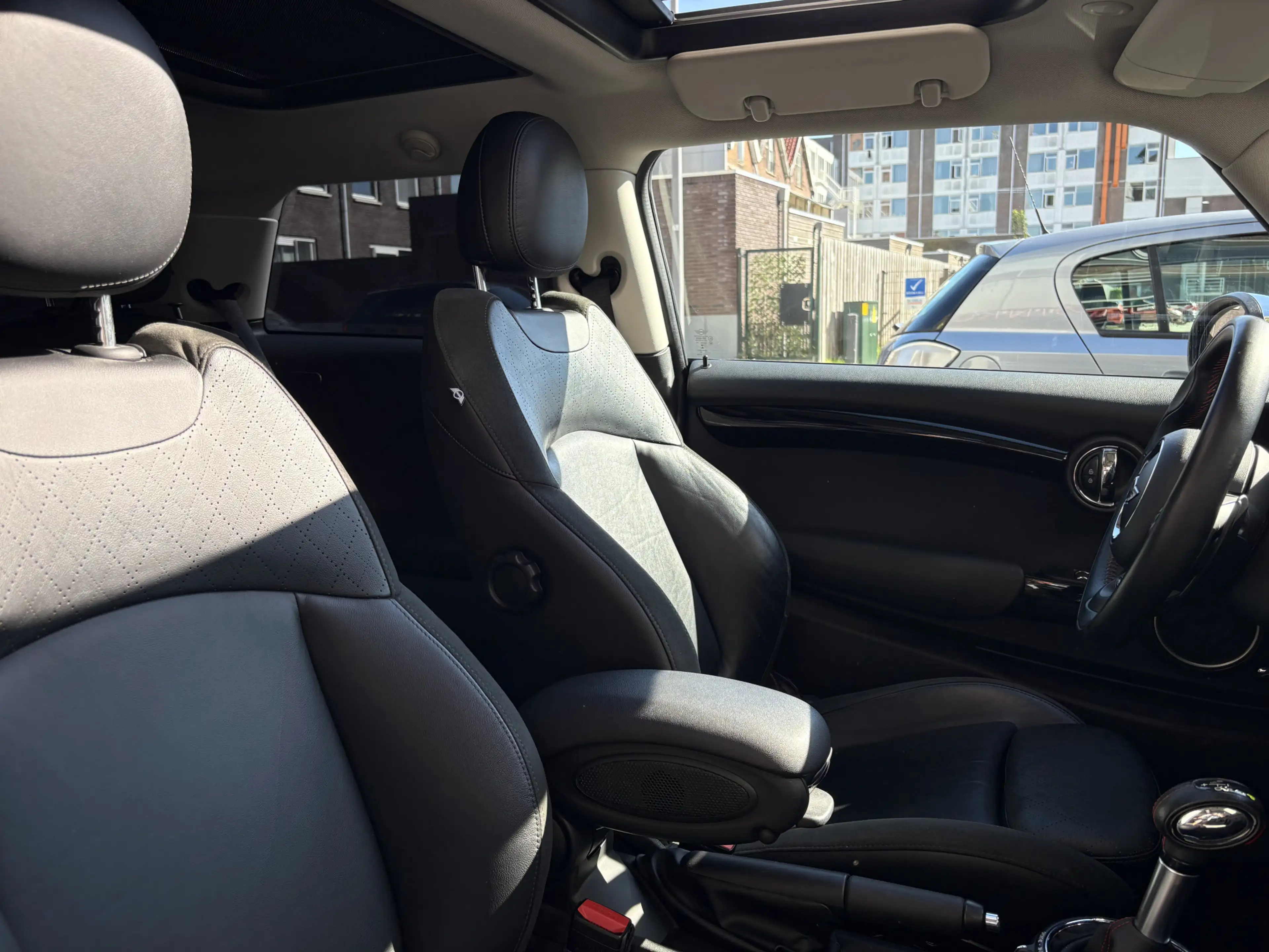 MINI Cooper S 3-Deurs 2.0 Chili JCW/PANORAMA /LEDER/CLIMA/TOPSTA — photo 9