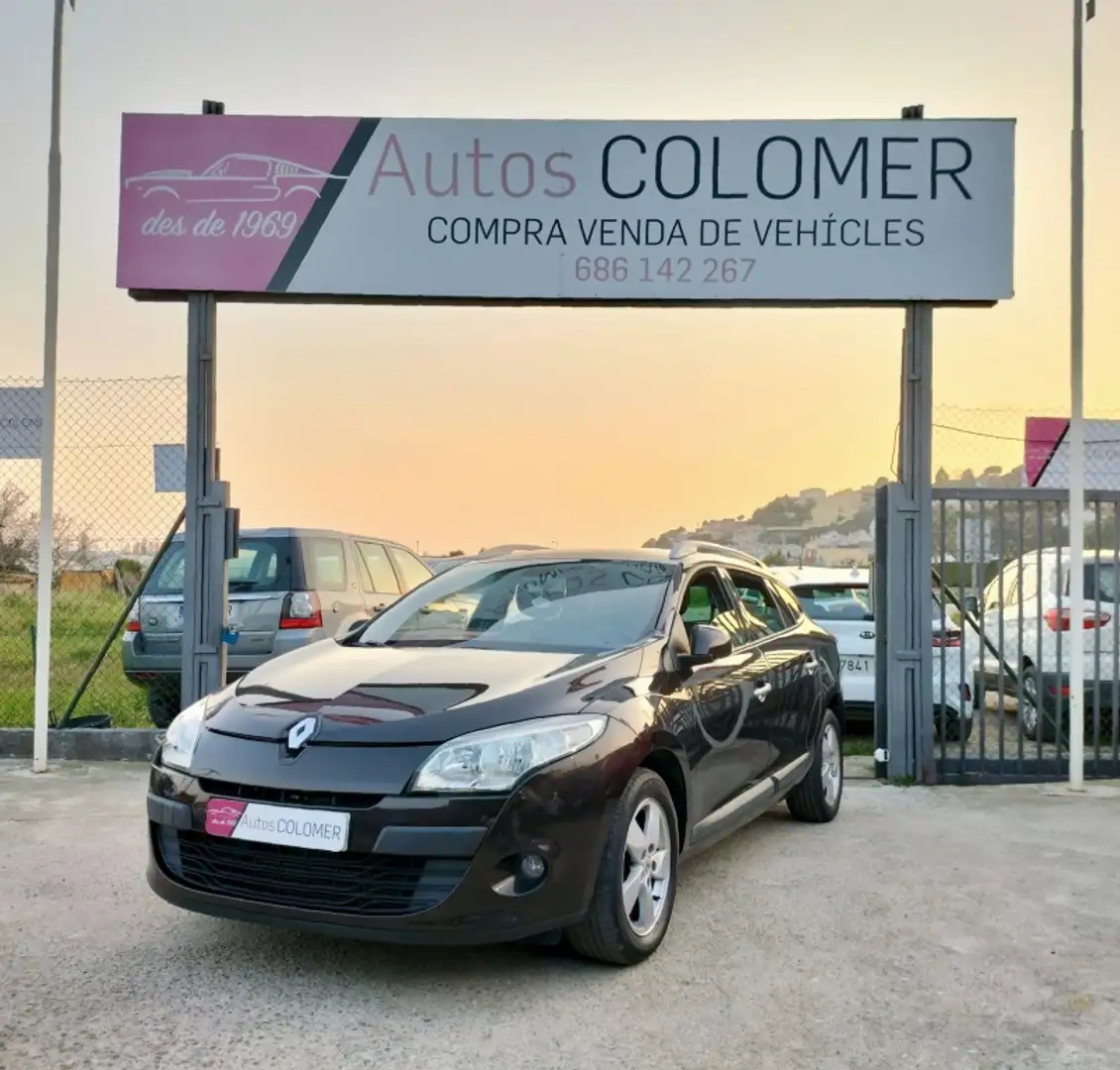 Renault Megane S.T. 1.5dCi Dynamique EDC Marrón - 2