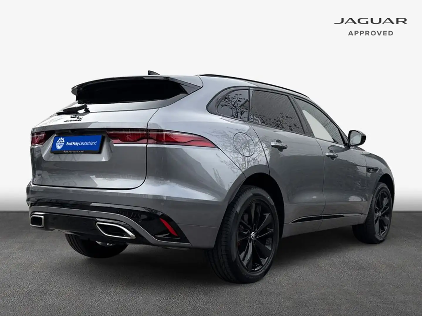 Jaguar F-Pace D300 AWD R-Dynamic SE Šedá - 2