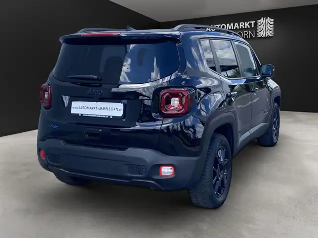 Jeep Renegade view 8