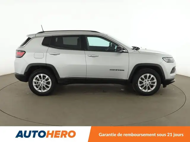 Jeep Compass view 7