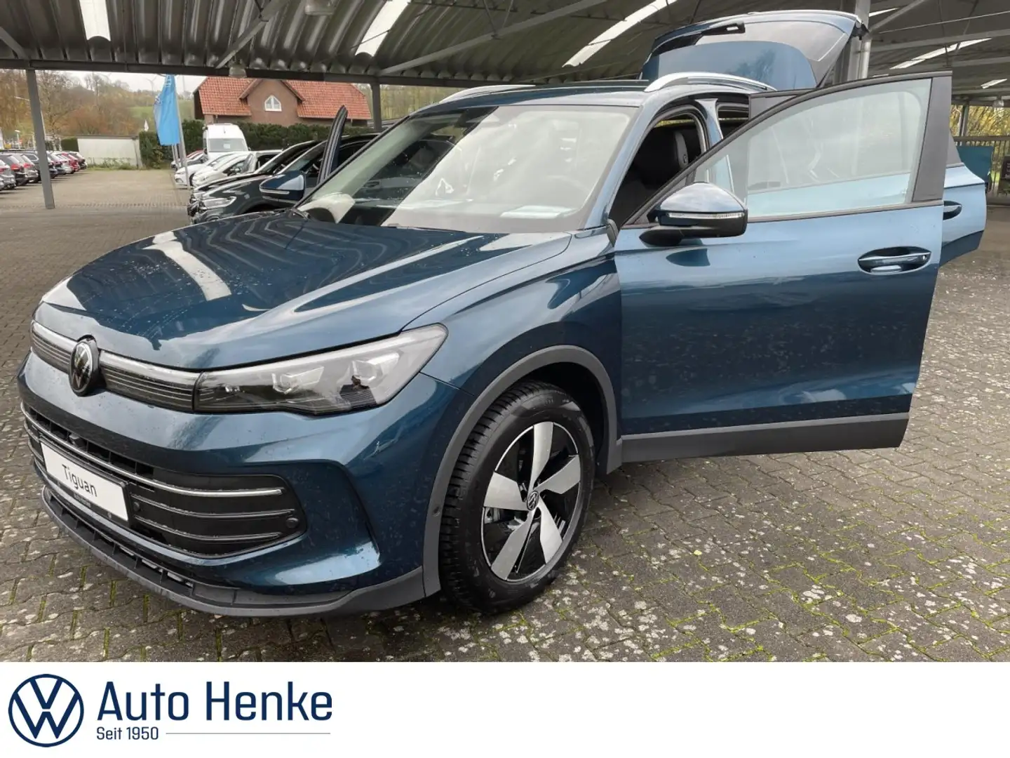 Volkswagen Tiguan 2.0 TDI SCR DSG LIFE + AHK + KLIMA Klima Navi Blau - 1