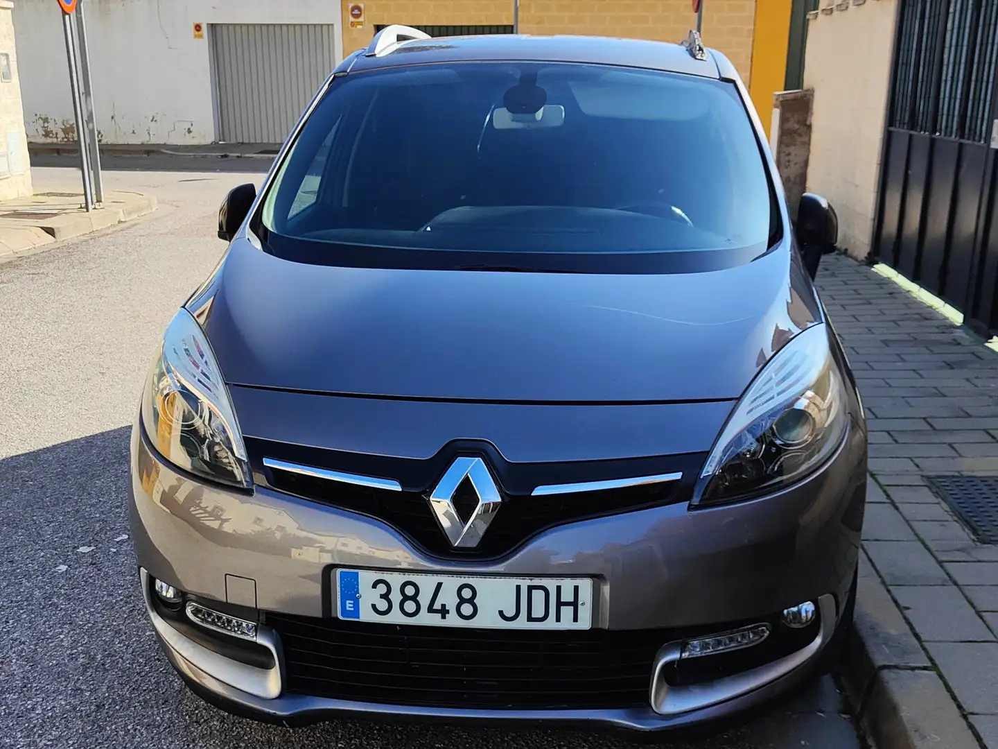 Renault Grand Scenic Scénic 1.5dCi Limited EDC 7pl. srebrna - 1