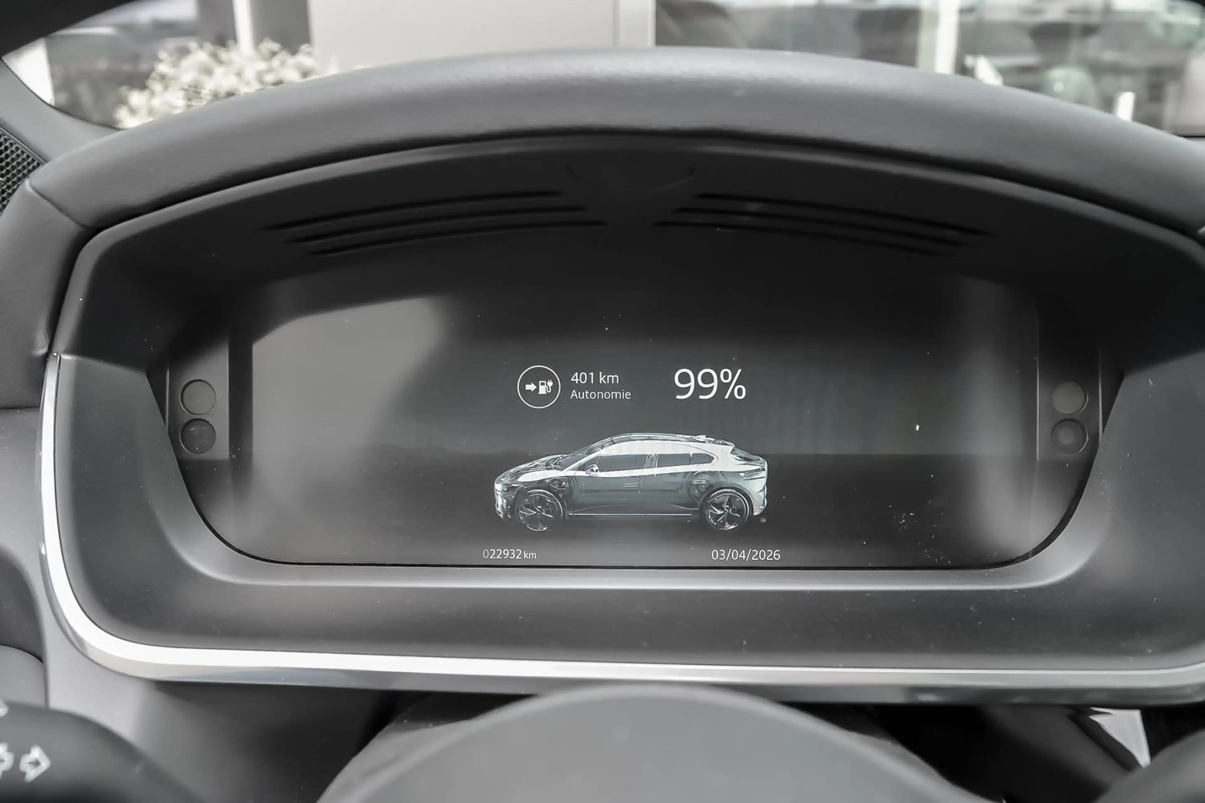Jaguar I-Pace EV400 R-Dynamic SE AWD — photo 12