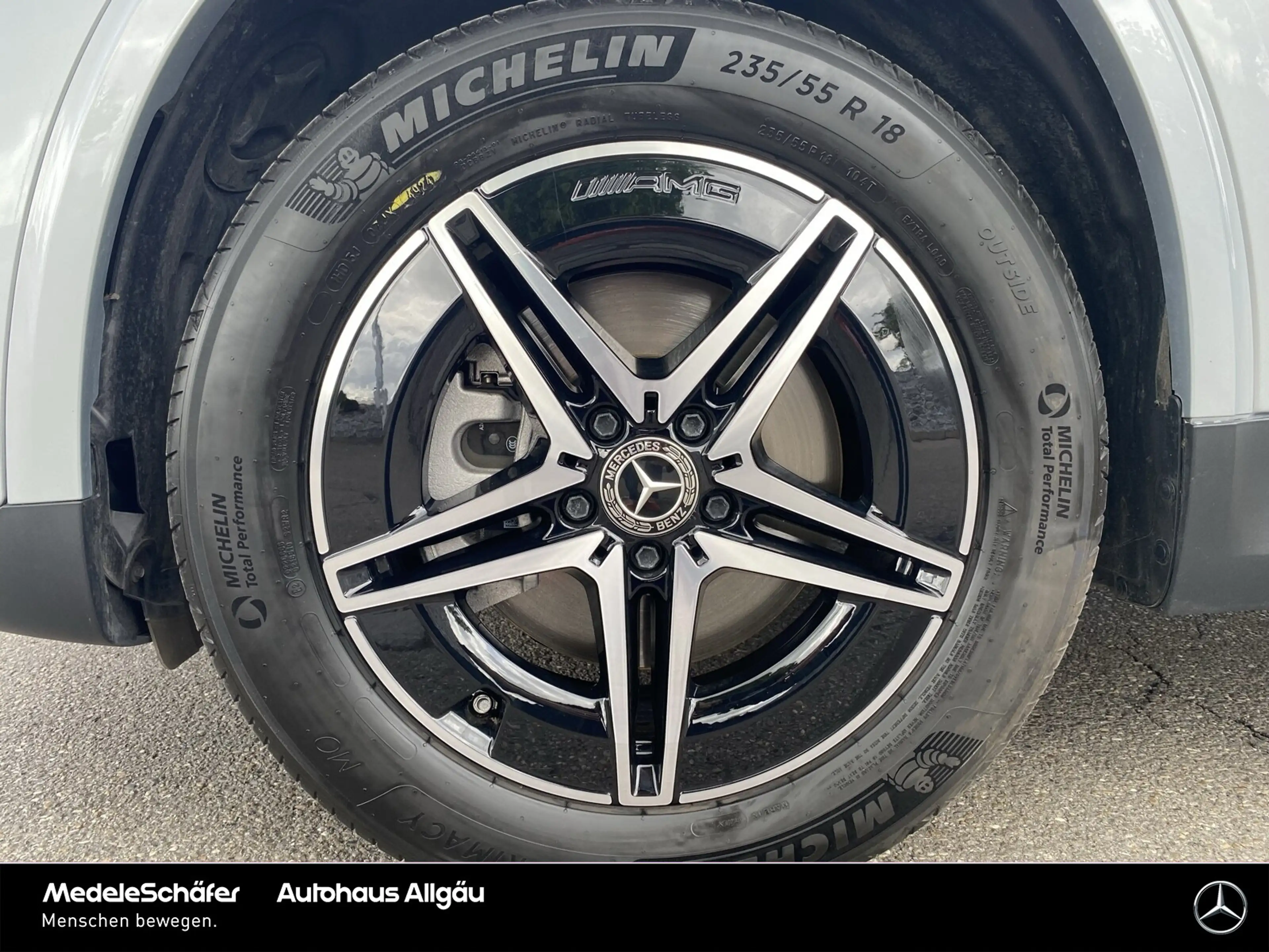 Mercedes-Benz EQA 250 EQA 250 AMG Night Advanced Vorr.Distronic LED Park — photo 15