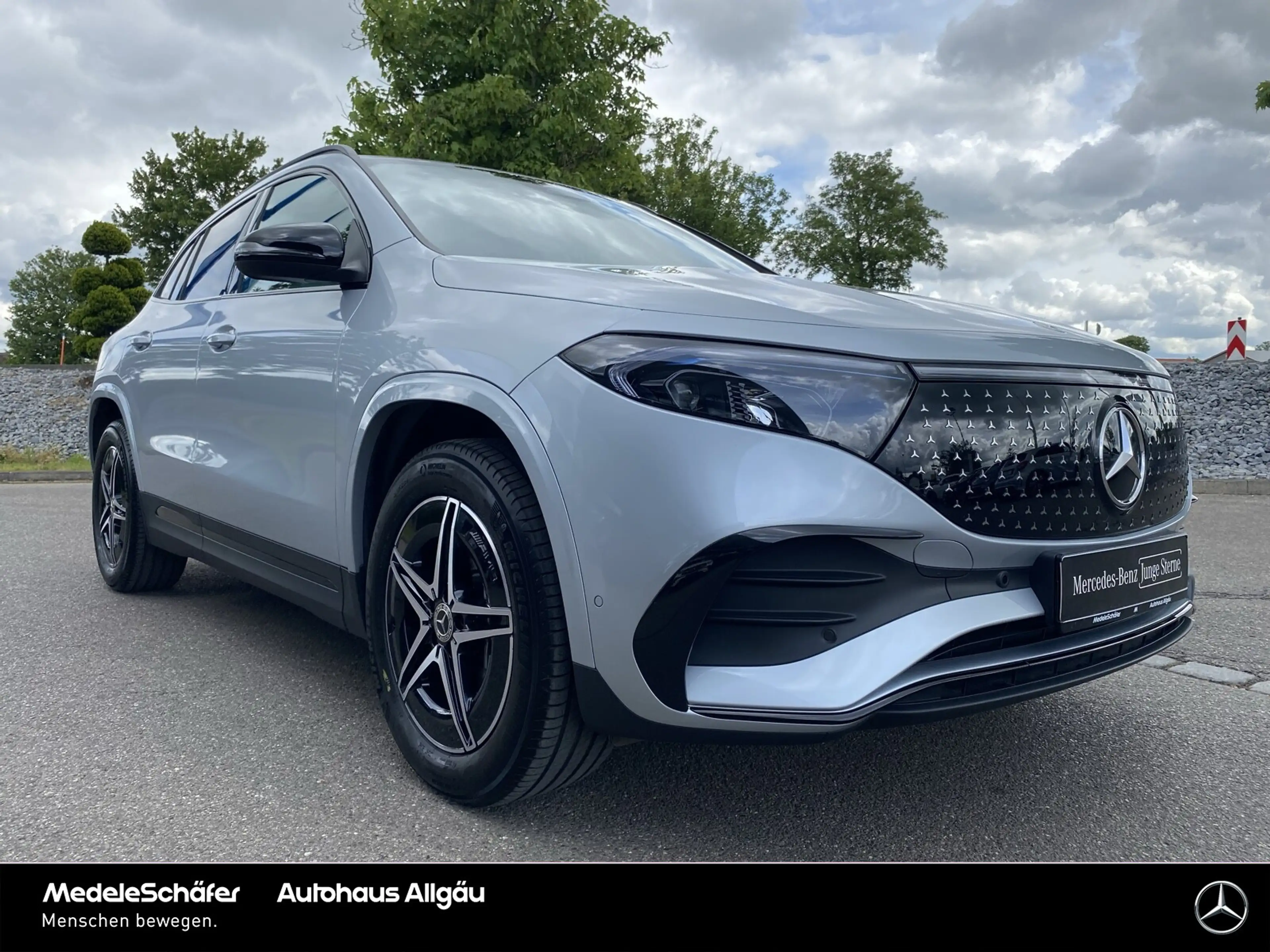 Mercedes-Benz EQA 250 EQA 250 AMG Night Advanced Vorr.Distronic LED Park — photo 8