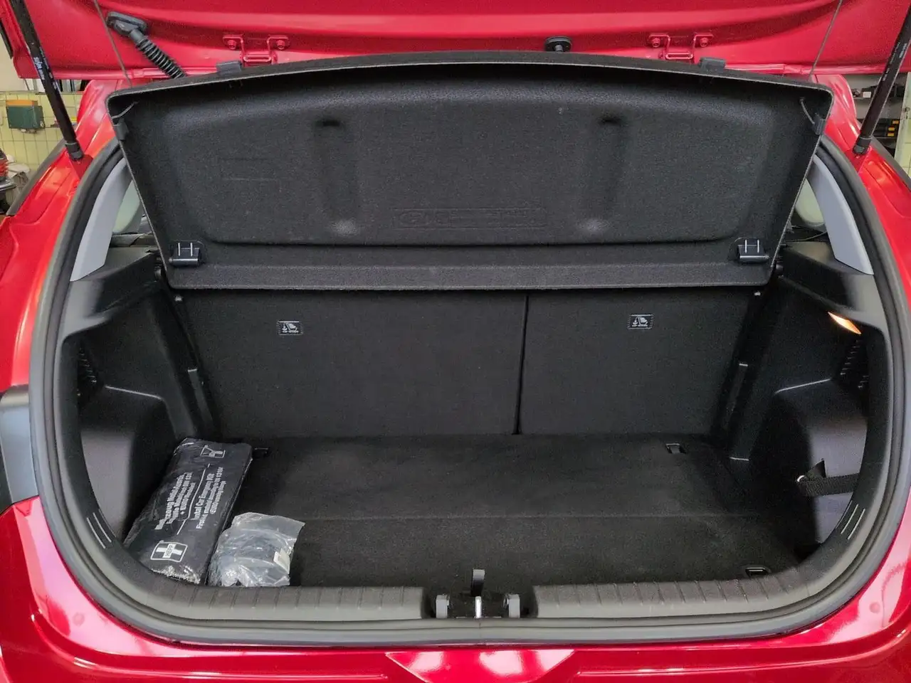 Hyundai i20 Trend 1.0L / Fahrassistenz-System / LED, миниатюра 12