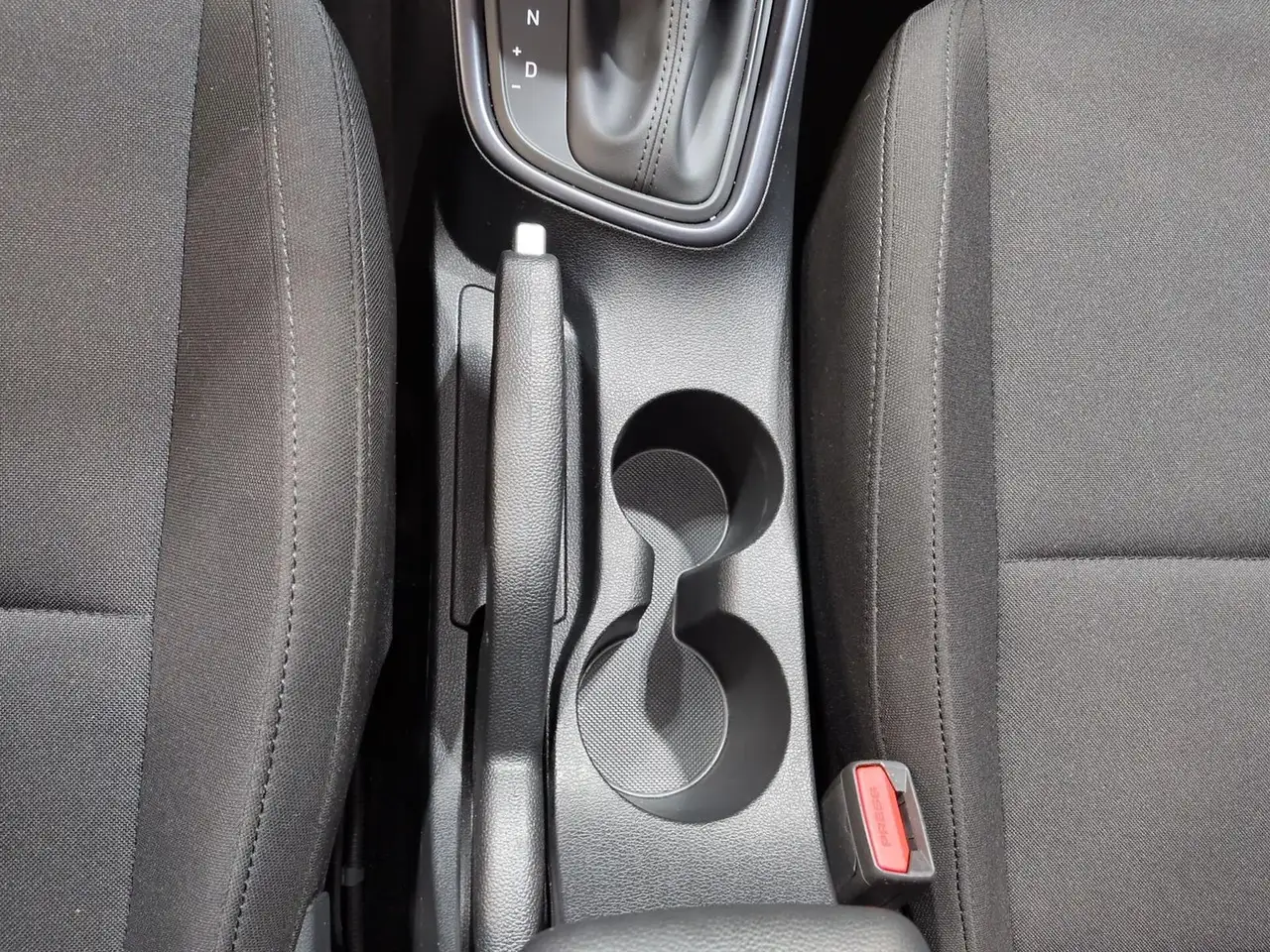 Hyundai i20 Trend 1.0L / Fahrassistenz-System / LED, миниатюра 15