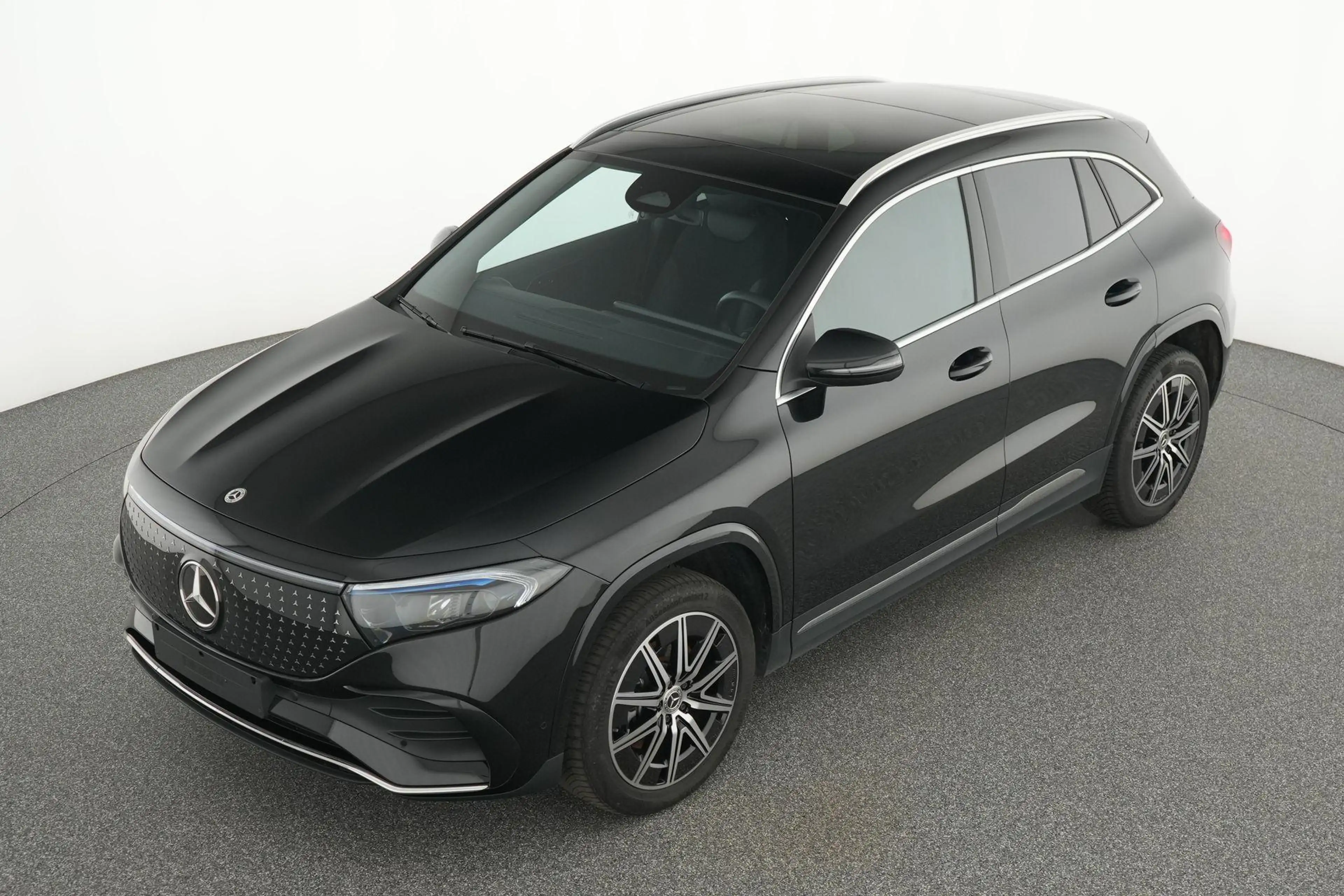 Mercedes-Benz EQA 250 250+ 'Star Edition' — photo 11