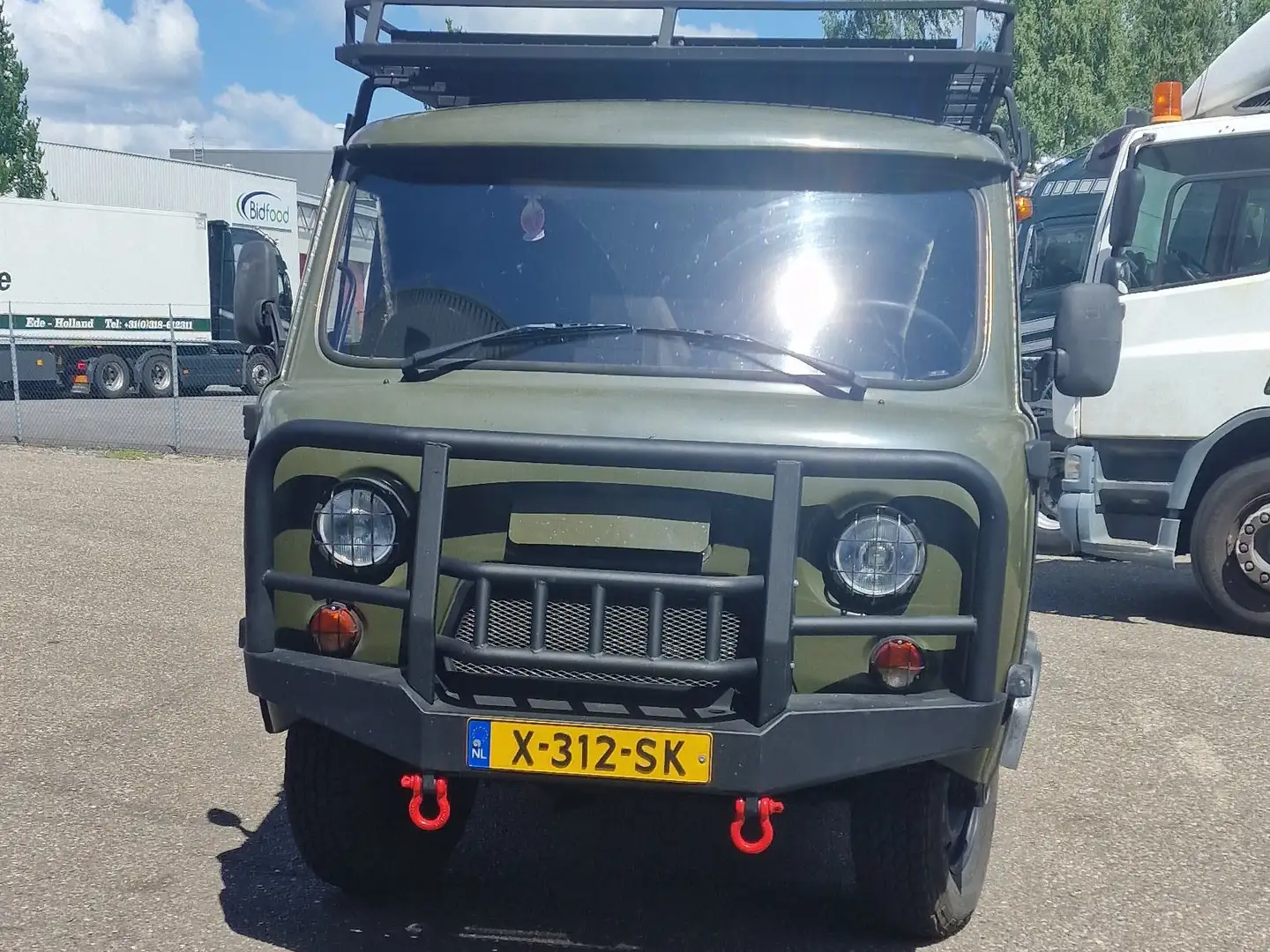 UAZ Buchanka Van Verde - 1