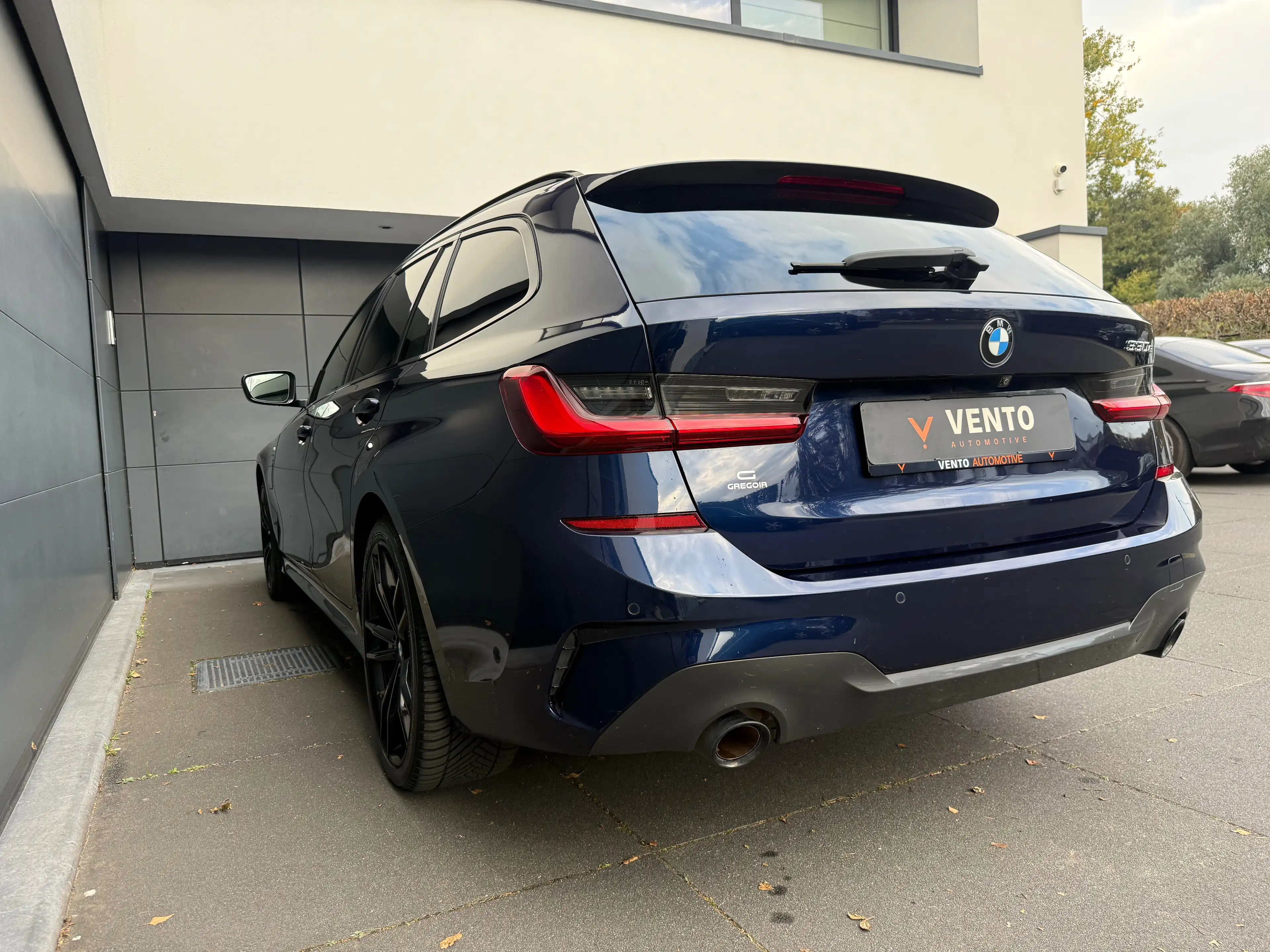 BMW 330 Touring 330eA PHEV — photo 6