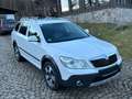Skoda Octavia Combi Scout 4X4, 2.0TDI 140PS,6Gang Weiß - thumbnail 12