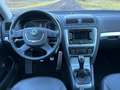 Skoda Octavia Combi Scout 4X4, 2.0TDI 140PS,6Gang Weiß - thumbnail 18