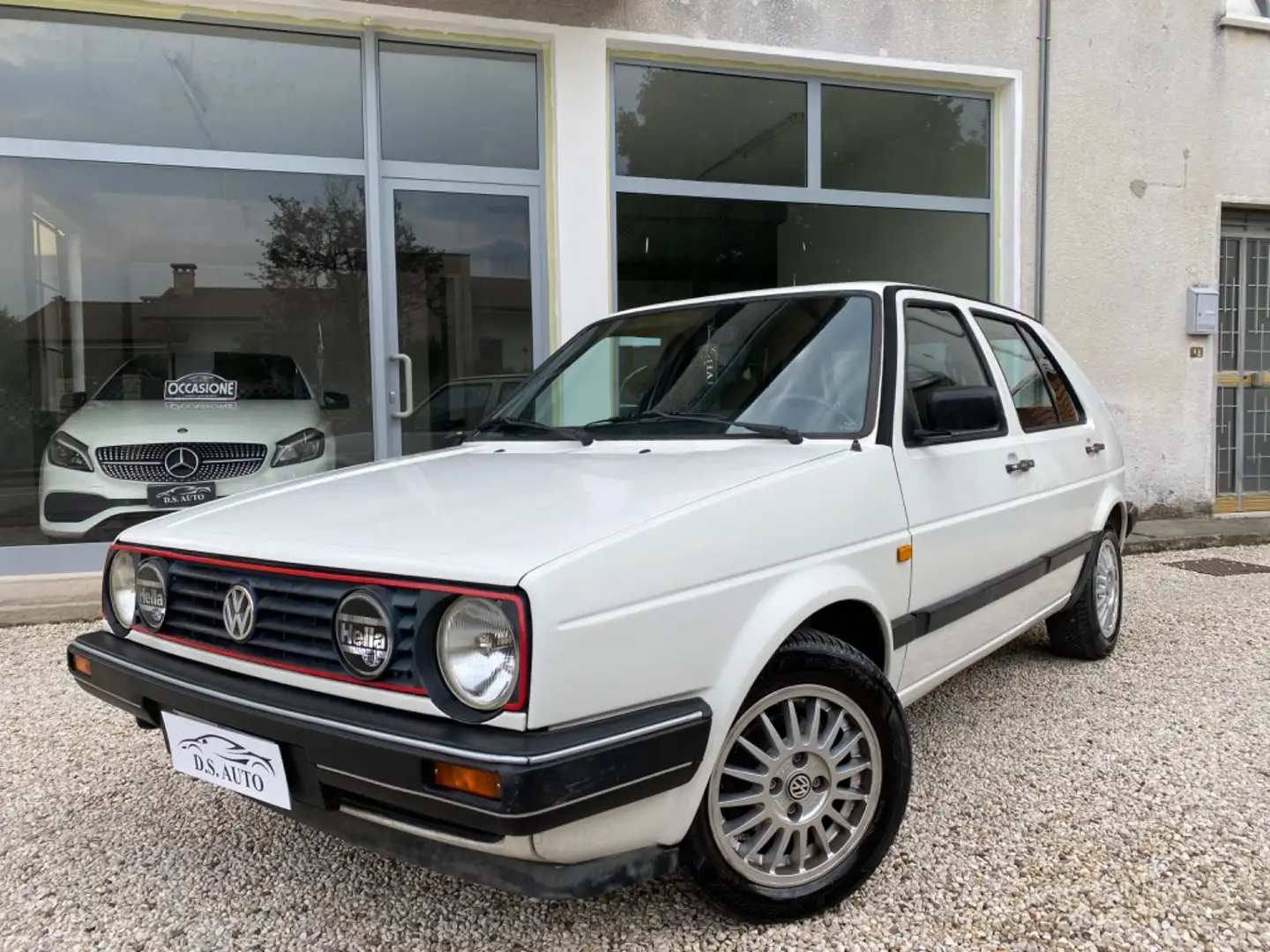 Volkswagen Golf 1600 5 porte GL Bianco - 1