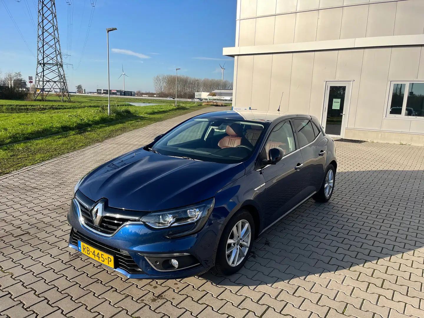 Renault Megane Megane 1.2 TCe Limited Blauw - 1