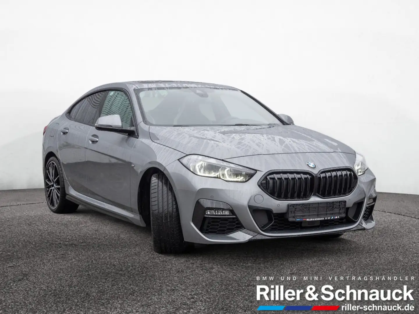BMW 220 i Gran Coupe xDrive Edition Color Vision P Grau - 2
