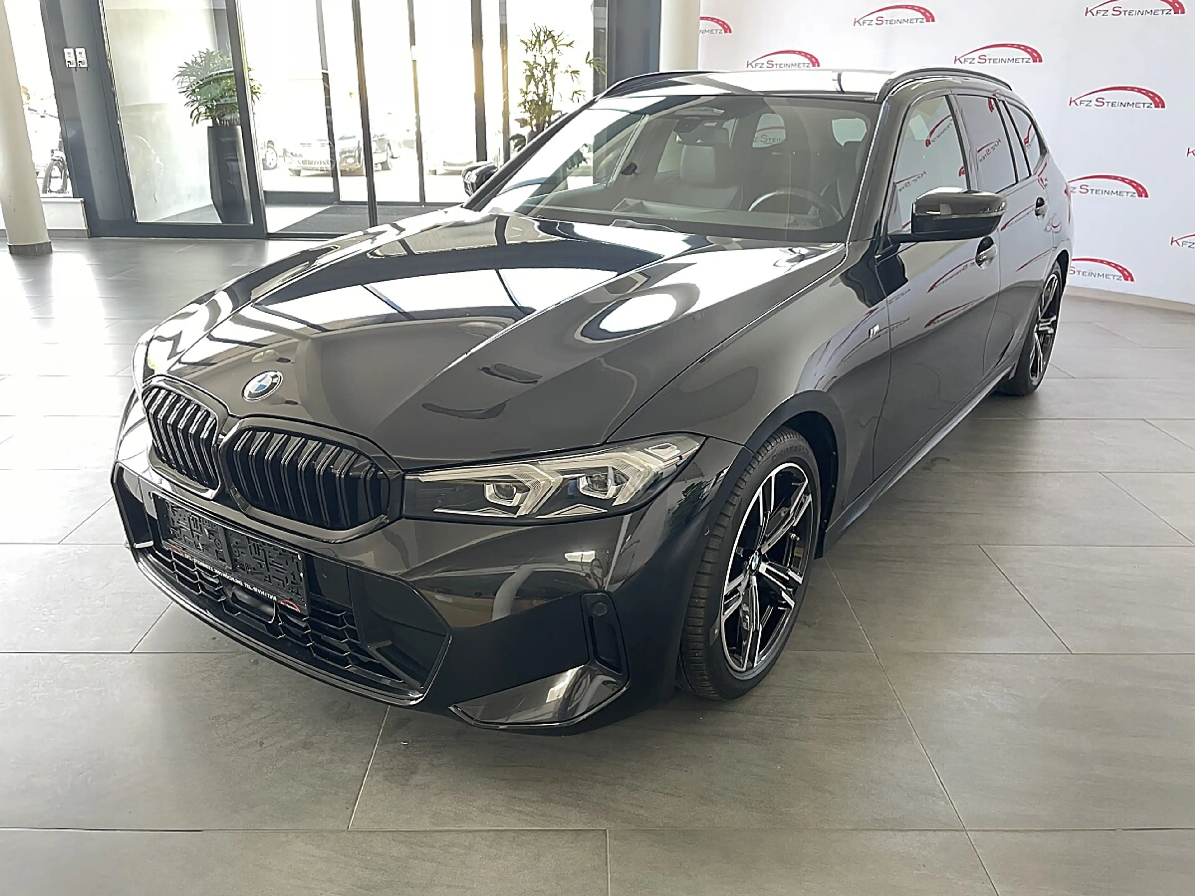 BMW 318 d 48 V Touring Aut. M-Sport, Shadow