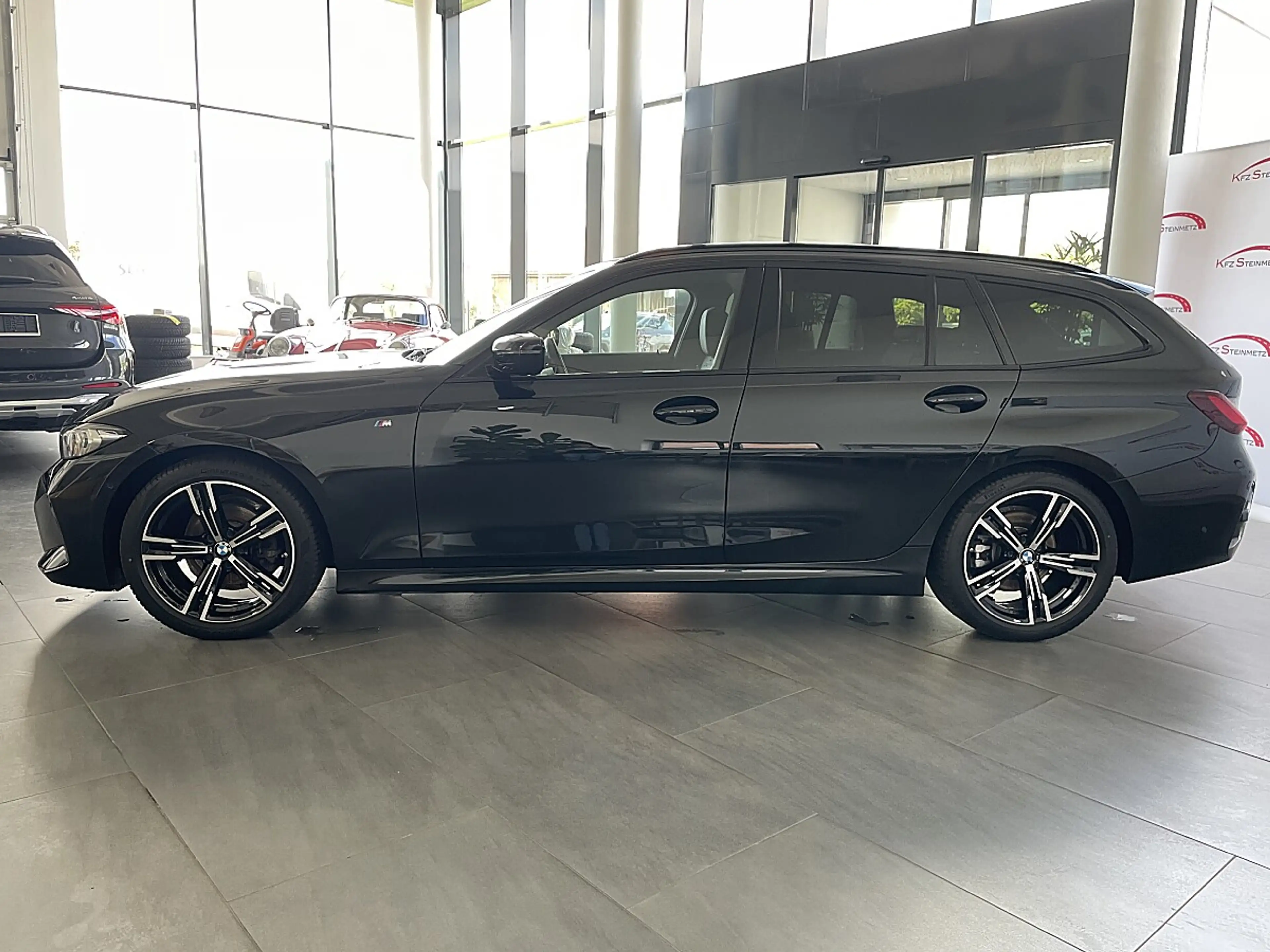 BMW 318 d 48 V Touring Aut. M-Sport, Shadow — photo 4