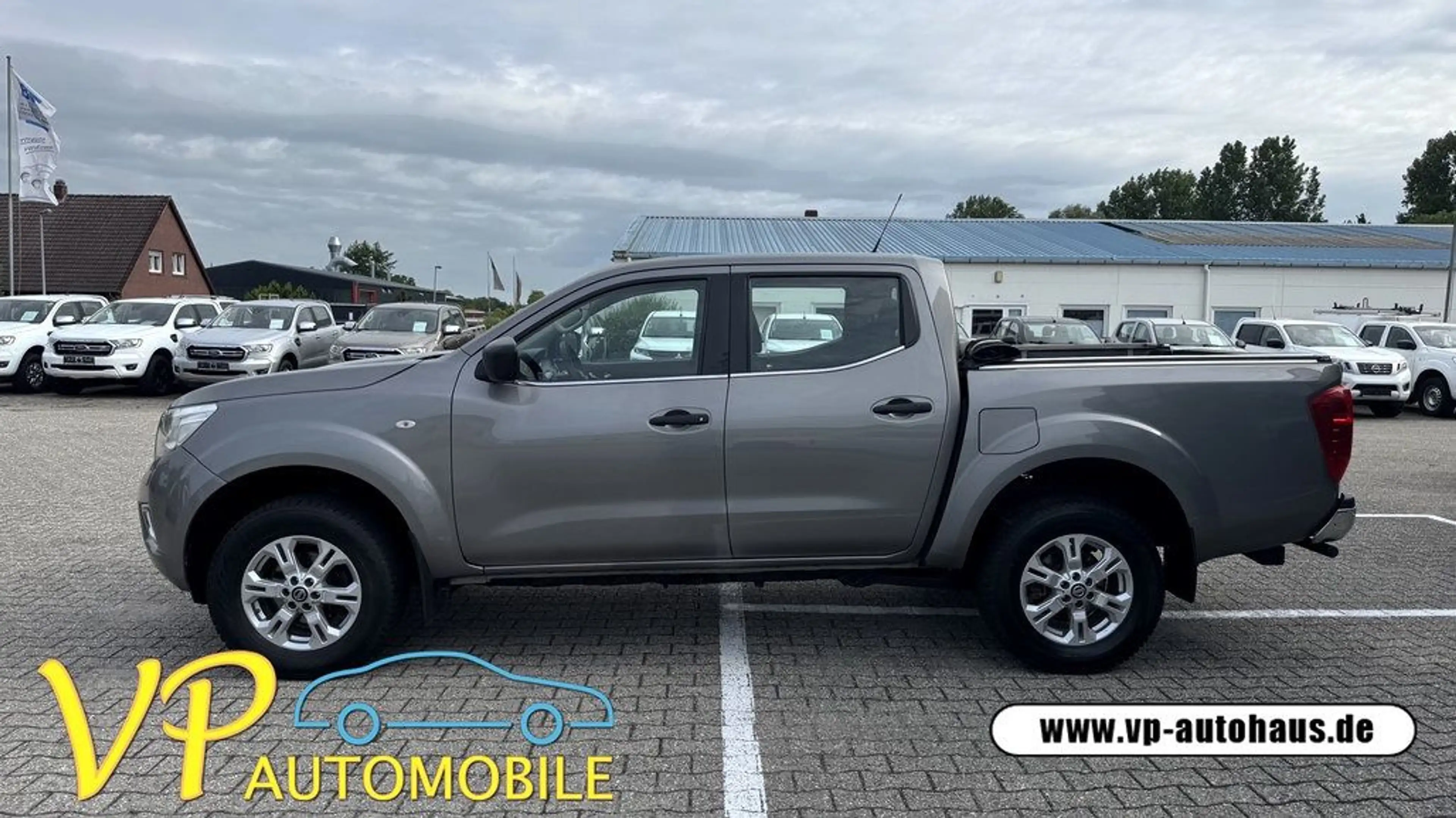 Nissan Navara NP300 Acenta Double Cab 4x4 AHK 3,5t — photo 8
