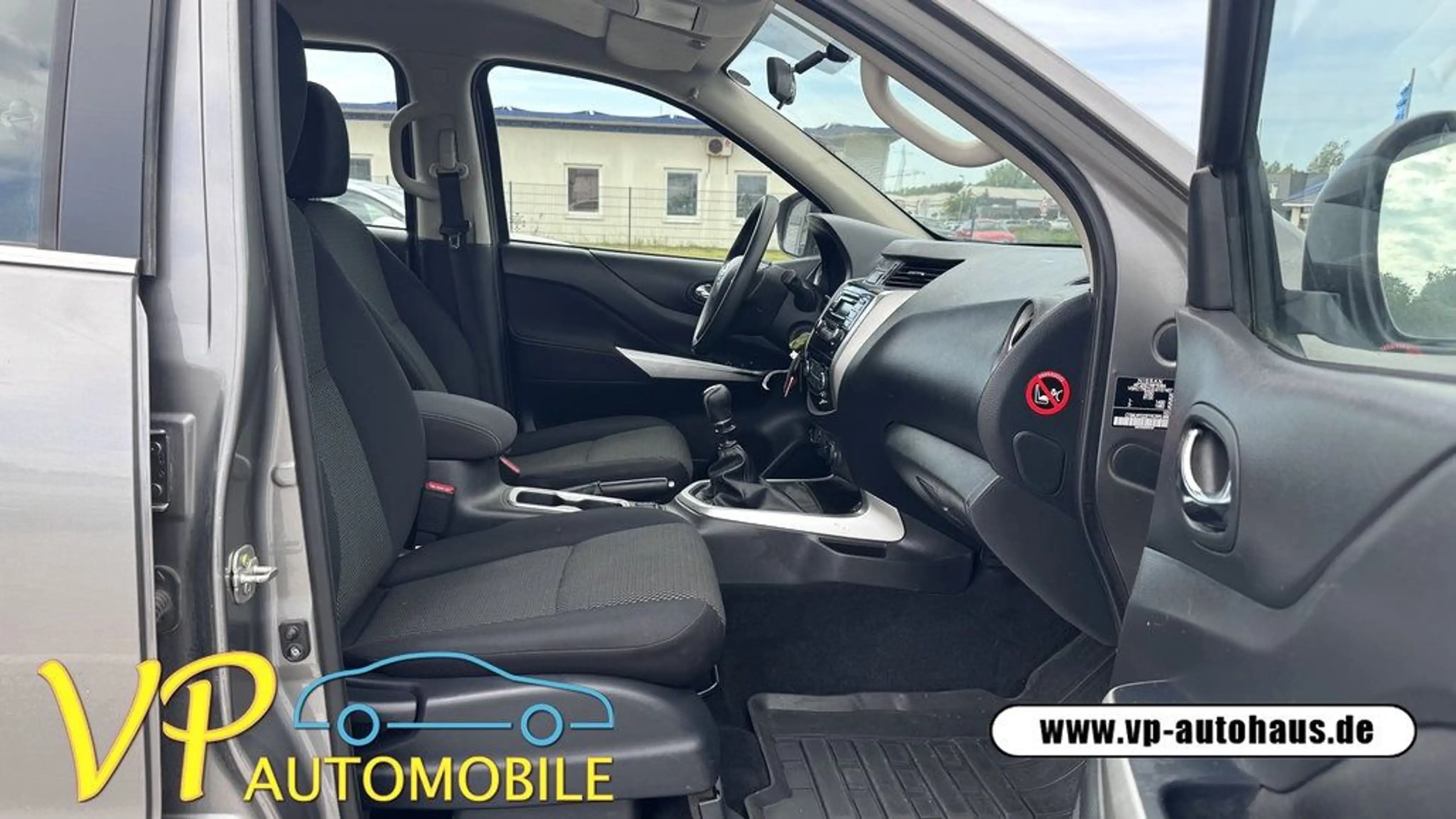 Nissan Navara NP300 Acenta Double Cab 4x4 AHK 3,5t — photo 14