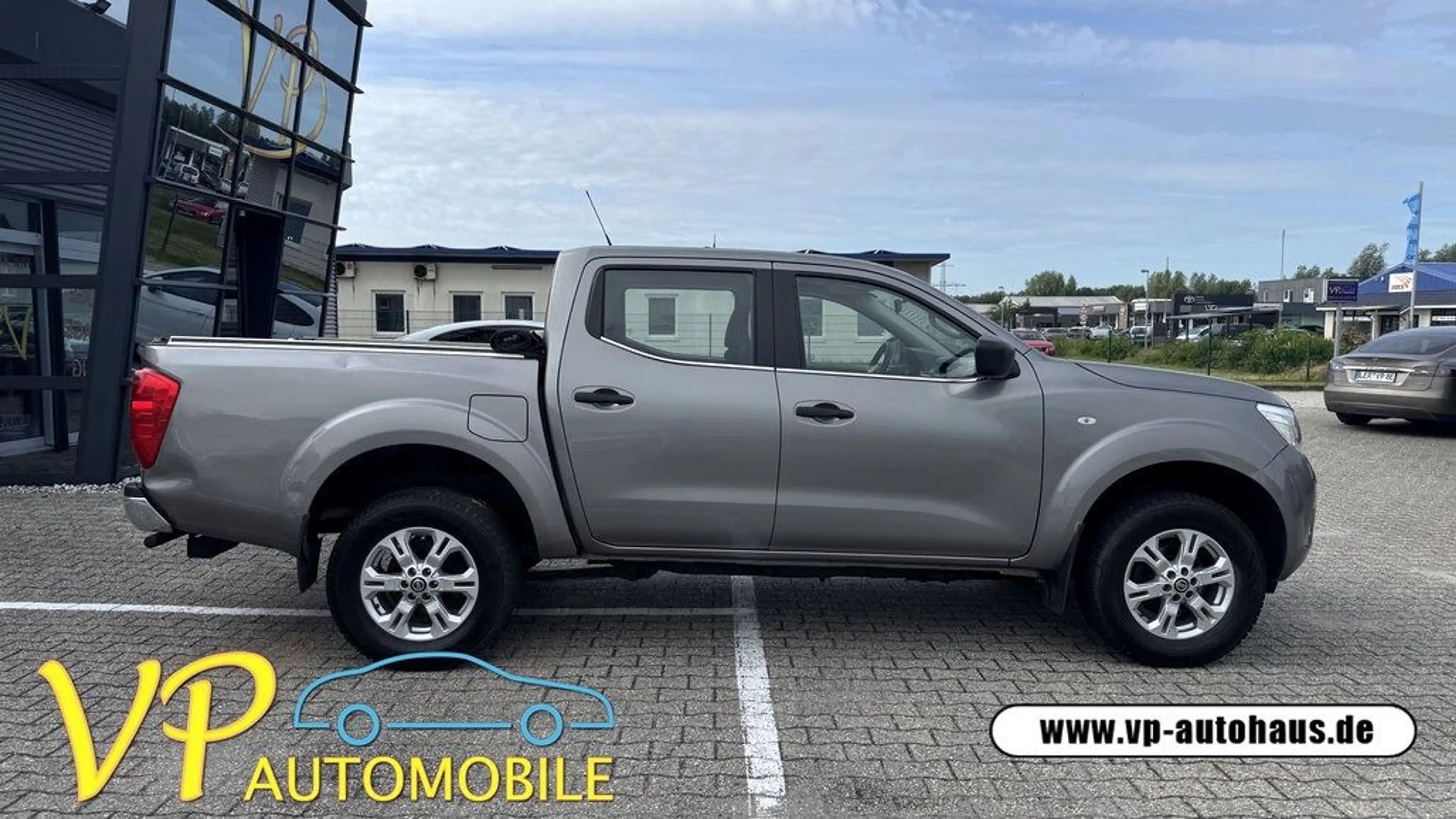 Nissan Navara NP300 Acenta Double Cab 4x4 AHK 3,5t — photo 4
