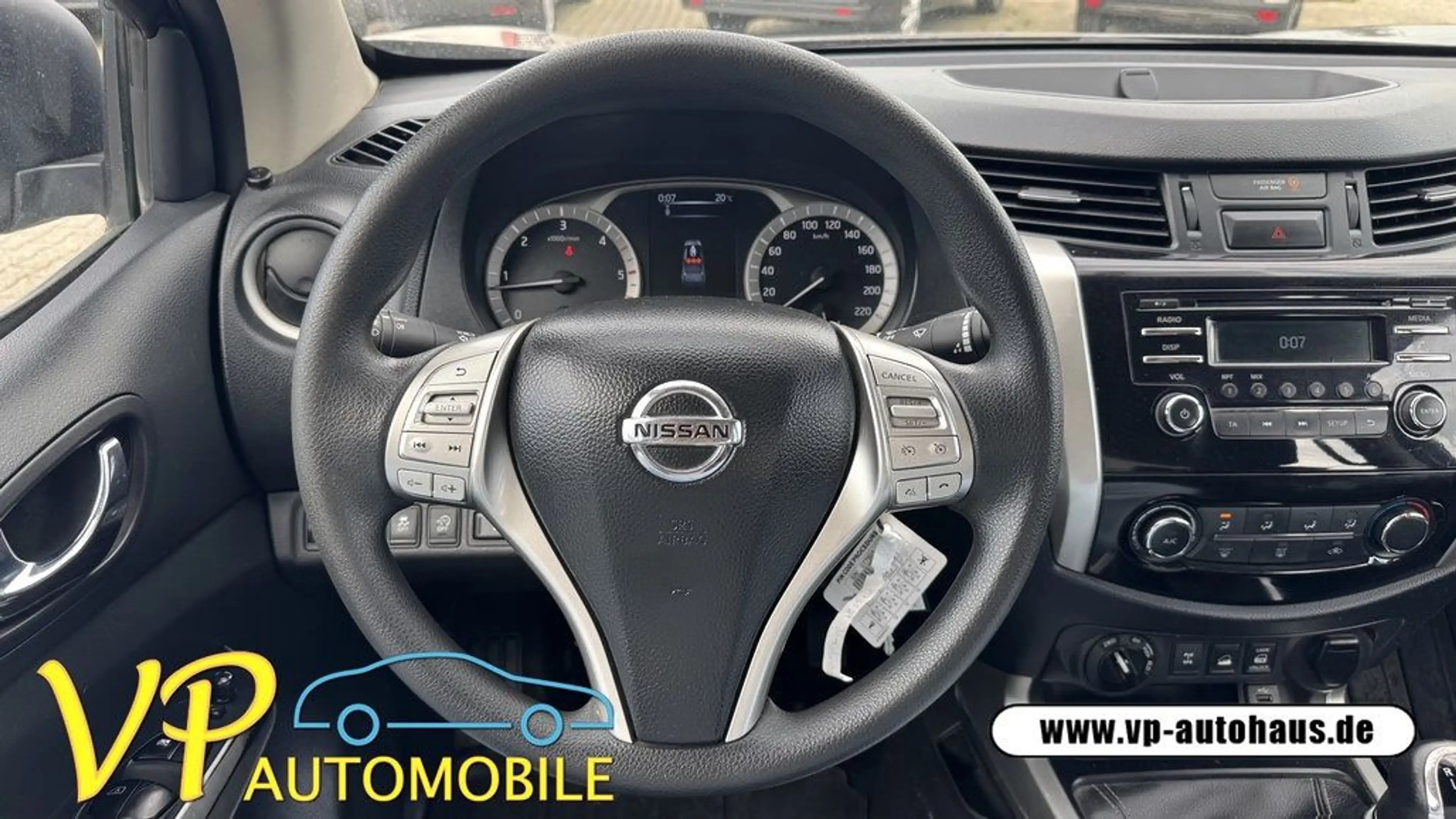 Nissan Navara NP300 Acenta Double Cab 4x4 AHK 3,5t — photo 12