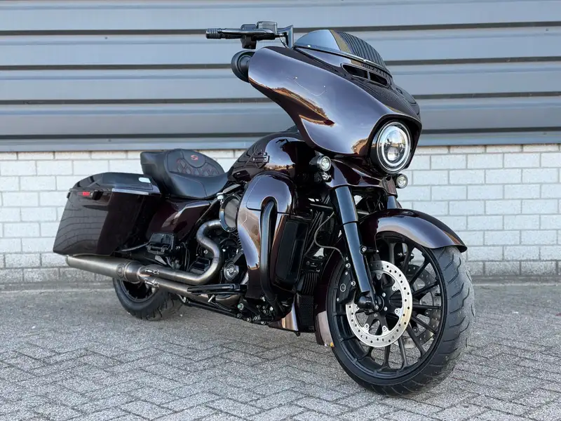 Harley-Davidson Street Glide - foto 8